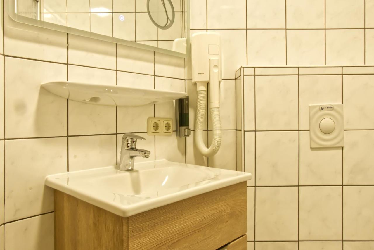 Garnihotel Zur Linde - Bayerischer Wald - Aktivcard Mit 154 Kostenfreien Leistungen - Kostenloser Parkplatz Lohberg Kültér fotó