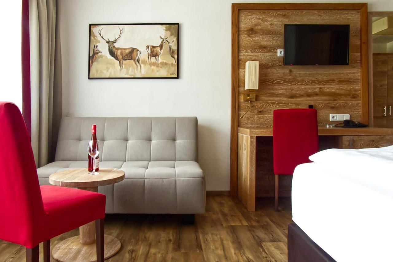 Garnihotel Zur Linde - Bayerischer Wald - Aktivcard Mit 154 Kostenfreien Leistungen - Kostenloser Parkplatz Lohberg Kültér fotó